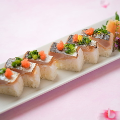 鰆の箱寿司