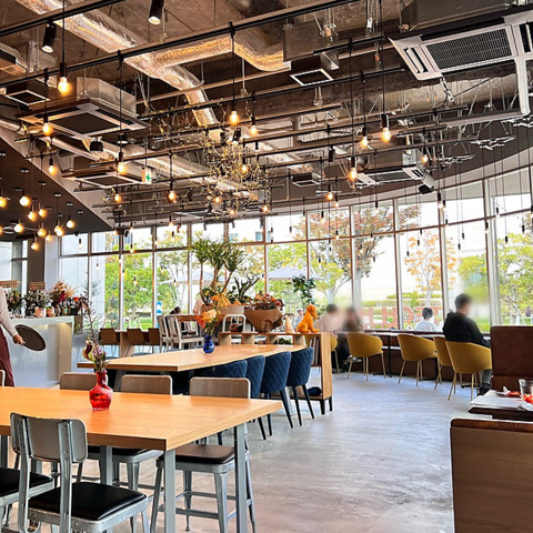 Tomt bistro bar݂ȂƂ݂炢