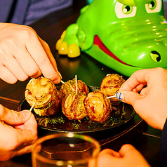 大人の遊びが詰まった隠れ家バー