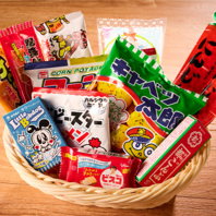 駄菓子の売り上げの50円を子ども食堂に寄付！