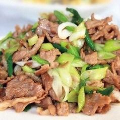 羊肉の葱香強火炒め