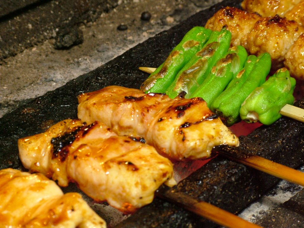 じゅわ～っと炭火で焼かれる新鮮食材！たまりません！