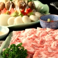 飲み放題付きのしゃぶしゃぶ宴会コースが大人気！京都産のやわらかい豚肉を使用したしゃぶしゃぶコースに150分飲み放題が付いてなんと5500円（税込）！※10名以上・クーポン利用時