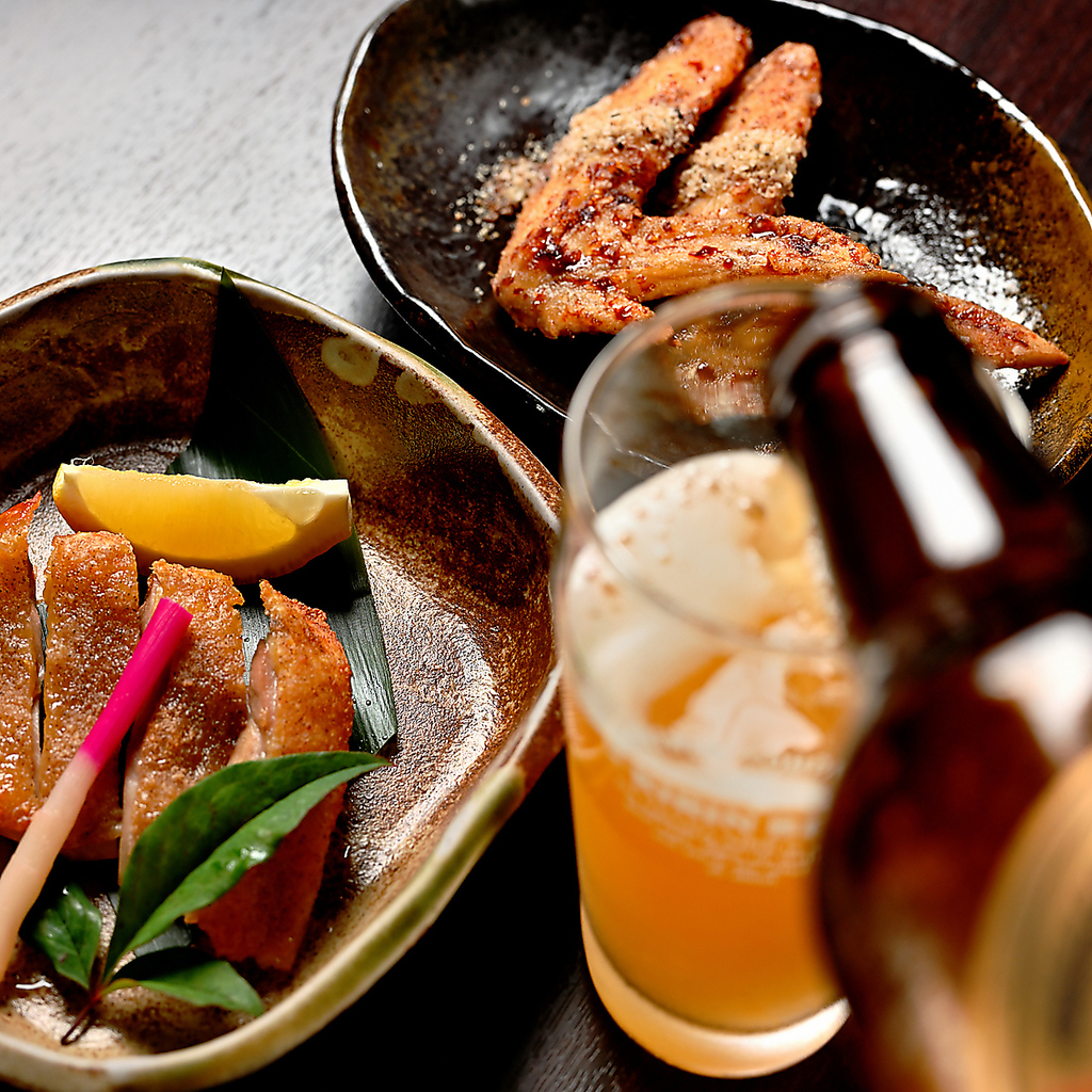 純系名古屋コーチン鶏料理が豊富に楽しめるので、観光やデートにも最適