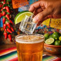 店内にずらり♪メキシコのお酒がたくさん♪