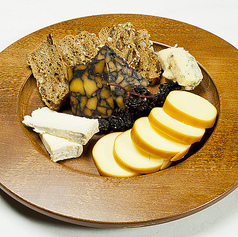 チーズの盛り合わせ