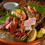 看板商品の名古屋コーチンのお造りは此処でしか食べる事の出来ない絶品の味わい