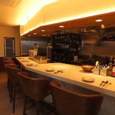 イタリア小料理 暇まの雰囲気2