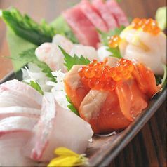 厳選鮮魚五点盛り合わせ