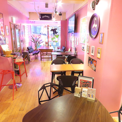 HOT ROCKIN CAFE ホットロキンカフェ 仙台一番町の雰囲気1