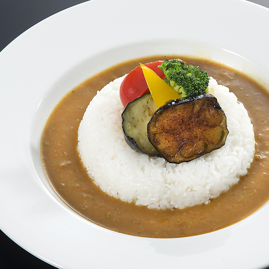 ドリンクメニューは全100品以上！！美味しい料理とお酒を一緒に楽しめます◎