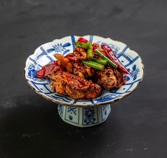 鶏ももとナッツの花椒炒め