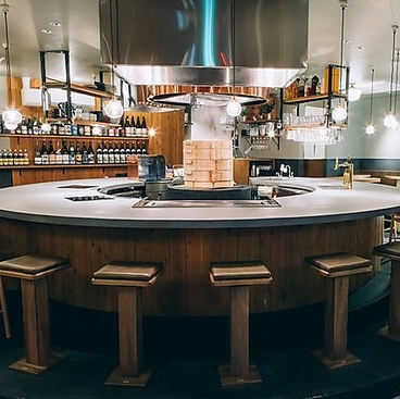 酒場スタンド ウオマル 草津店の雰囲気1