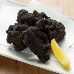 黒のから揚げ