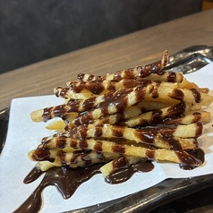 【冬メニュー/一品】塩チョコクランチポテト