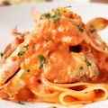 料理メニュー写真&nbsp;【タリオリーニ】渡り蟹と紅ズワイガニのトマトクリームソース