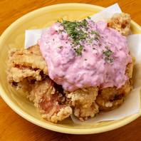 人気看板メニュー「桜タルタルチキン」