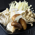 料理メニュー写真&nbsp;店長おすすめ季節のキノコ盛り合わせ
