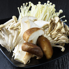 店長おすすめ季節のキノコ盛り合わせ