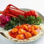 本場中国のシェフが腕を振るう、華やかで贅沢な絶品四川料理の数々を心ゆくまでご堪能いただけます◎