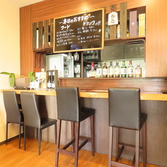 当店では、お一人様でのお食事やデート使いに嬉しいカウンター席を2席ご用意しております。二人きりの誕生日のお祝いにオススメです◎お料理と共にお話も弾むこと間違いなしです。