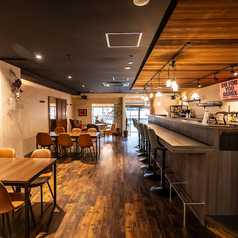 イタリアンバル　AIRIS　【アイリス】の雰囲気1