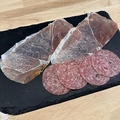 料理メニュー写真&nbsp;☆生ハムとサラミ
