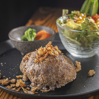 旨味あふれる特製手ごねハンバーグ