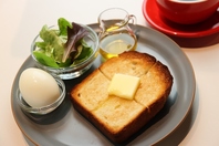 BREAKFAST MENU (全て1ドリンク付き)600円(税込)から