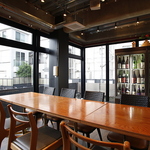 新鮮な魚貝類を季節限定日本酒と楽しめる和バル。シェフ自慢の創作料理ご堪能いただけます♪