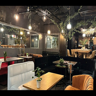 【オールデイユースなカフェバー】