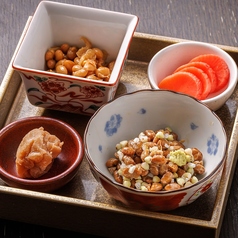 しょぼろ納豆とそばの実入り納豆とふくゆい梅干し