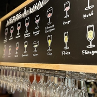 デザイナーによる黒板アートもオシャレ。雰囲気抜群！