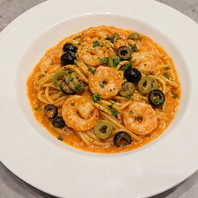 海老の旨みとオリーブ香る濃厚トマトクリーム