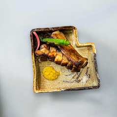 炭火のスペアリブ