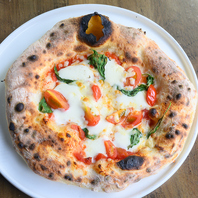 種類も豊富な絶品本格ピザとパスタををご提供♪