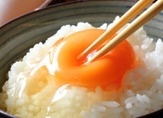 【厳選素材】赤彩卵のたまごかけご飯