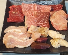 和牛ホルモン 牛とろ亭のコース写真