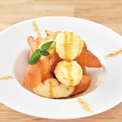 豆乳揚げパンプレミアムバニラアイスをのせて