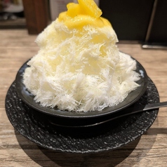 ごろっと果肉のふわふわマンゴー氷