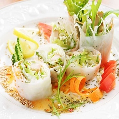 蒸し鶏の生春巻き