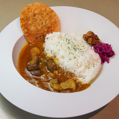 まぁるいカフェのポークカレー