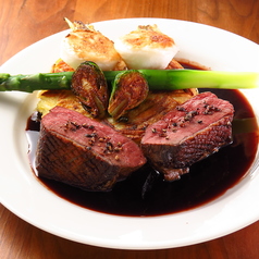 鴨ムネ肉のソテー