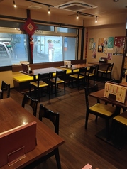 一部ソファー席もございます♪