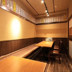 【完全個室】周囲を気にせず食事を楽しめる個室を完備！東加古川駅での個室宴会に是非ご利用ください。当店は誕生日や記念日などのお祝いサプライズも可能なので、女子会でのご利用にも最適でございます！特別な日に思い出に残る一日をお過ごしください♪※要予約。詳細は店舗にお問い合わせください。