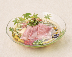【夏】低温調理の黒毛和牛と夏野菜の彩り冷やし豆腐