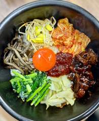 石焼きビビンバ