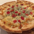 料理メニュー写真 シラスのchigasakiピザ