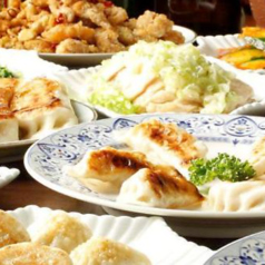 餃子市場 神田店の特集写真