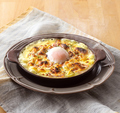 料理メニュー写真&nbsp;とろけるたまごとベーコンのカルボナーラ風ドリア